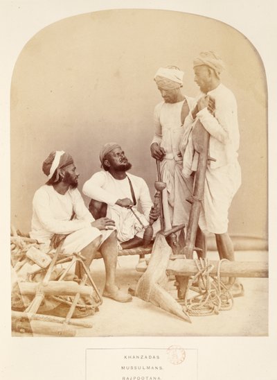 Khanzadas, Musulmanes, Rajpootana, de The People of India, por J. Forbes Watson, publicado en 1868 de English Photographer